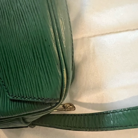 Dark Green original authentic LV purse - Picture 6 of 13